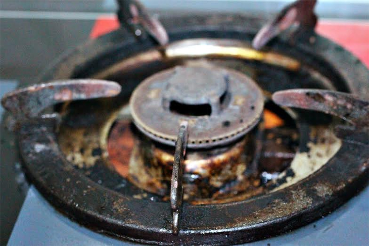 tác hại của nướng thức ăn trên bếp gas